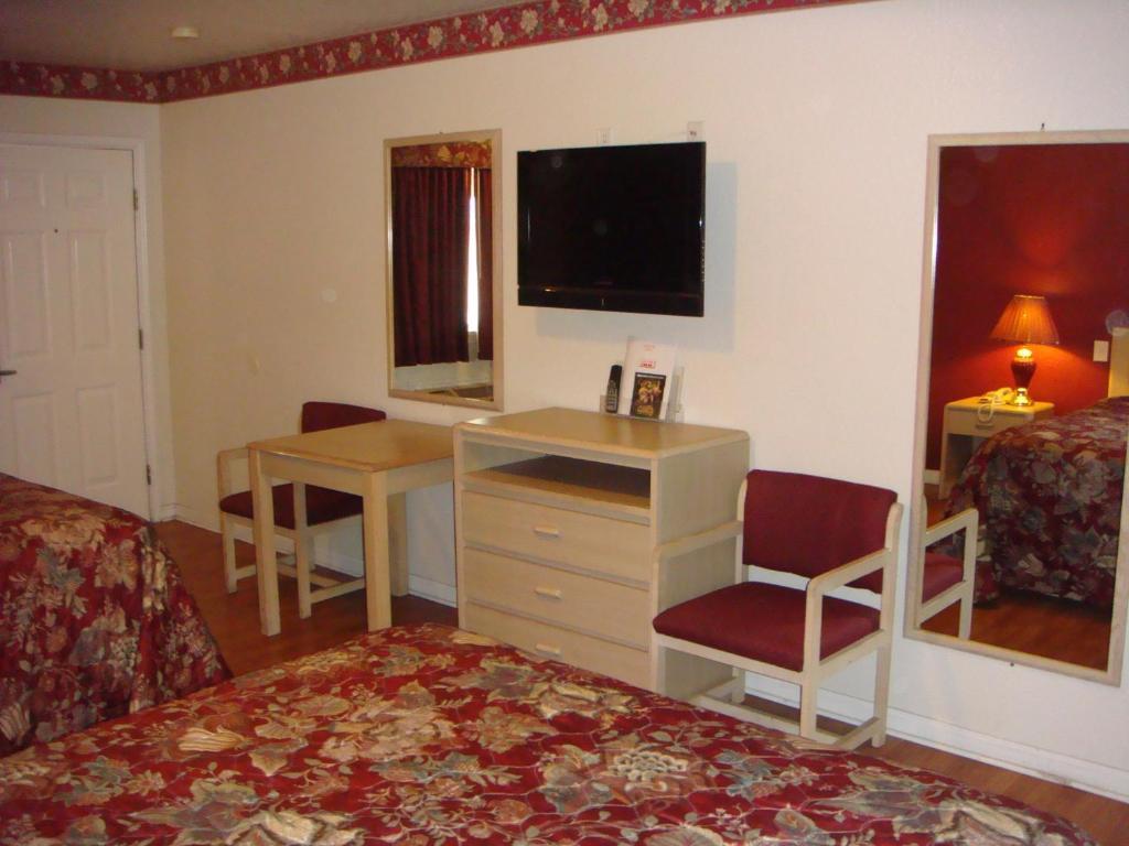 Eagle Pass Inn Стая снимка